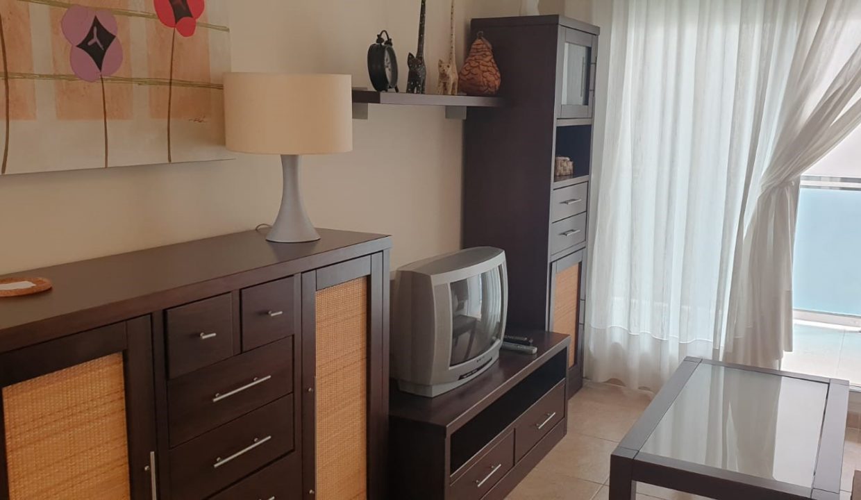 Apartamento en veneziola golf15